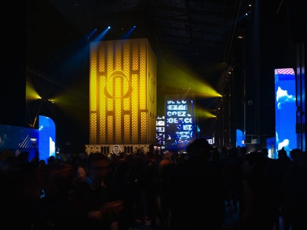 iqos-si-seletti-marcheaza-colaborarea-din-2025-prin-lansarea-unei-colectii-indraznete,-in-editie-limitata