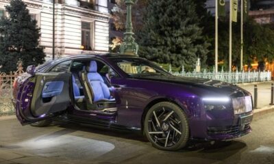 rolls-royce-balck-badge-spectre-a-debutat-in-romania
