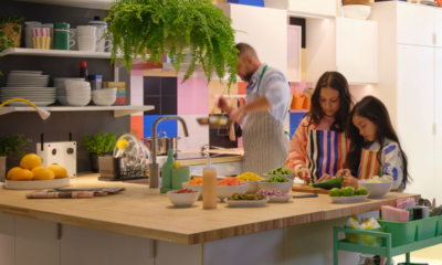 cine-ia-deciziile-in-bucatarie?-noi-perspective-ikea-despre-modul-in-care-femeile-si-barbatii-isi -impart-responsabilitatile-acasa