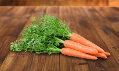 de-ce-nu-ar-trebui-sa-arunci-frunzele-de-morcov.-cum-le-poti-folosi
